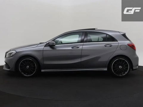 Mercedes-Benz A-Klasse 180 AMG Pano Camera Cruise Stoelver. NAP