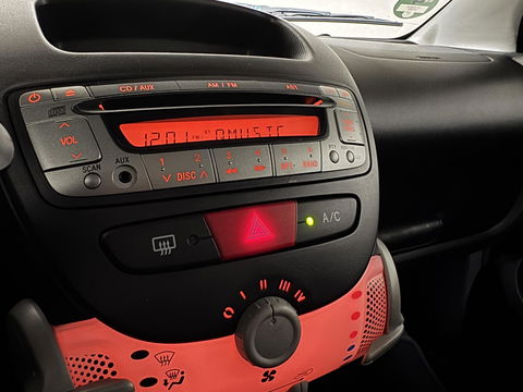 Toyota Aygo 1.0 VVT-i Comfort Airco Aux 5D NAP