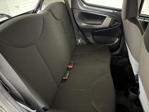 Toyota Aygo 1.0 VVT-i Comfort Airco Aux 5D NAP