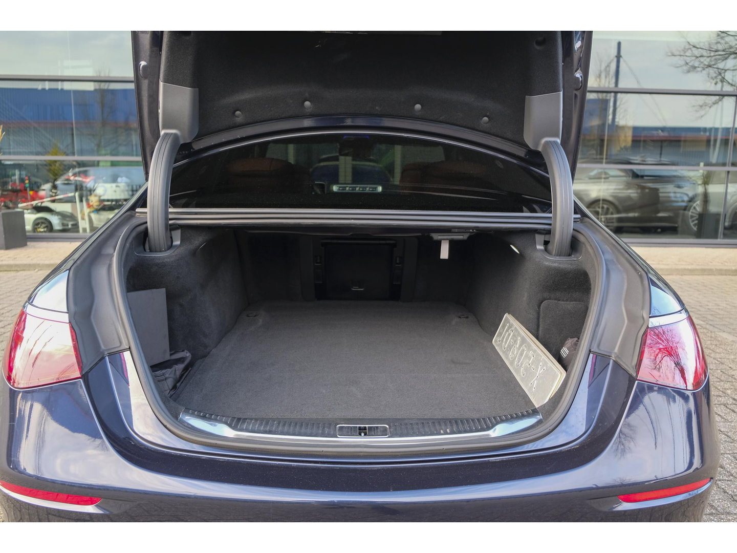 Mercedes-Benz S-Klasse S450e AMG 408pk Panoramadak 4-wielsturing Burmester3d Luchtvering 4x Stoelkoeling Nappa leder 1e Eigenaar!