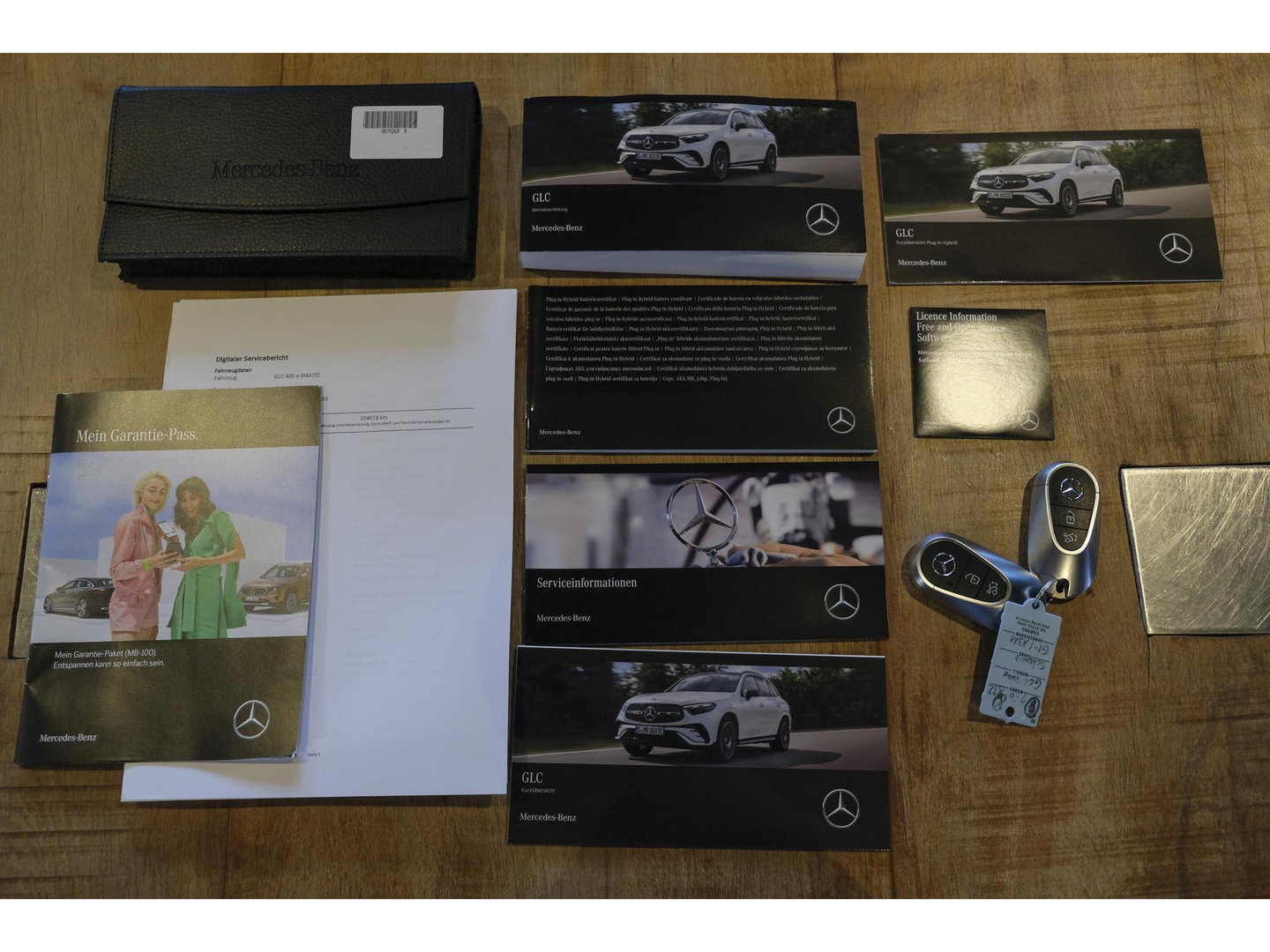 Mercedes-Benz GLC GLC400e 381pk AMG Panoramadak *BTW* Luchtvering 4-wielbesturing Burmester3d Stoelkoeling Night pakket 20" LMV BOMVOL!!!