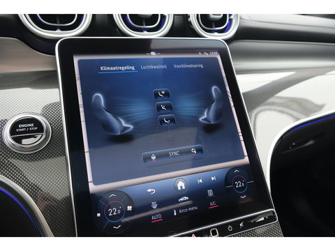 Mercedes-Benz GLC GLC400e 381pk AMG Panoramadak *BTW* Luchtvering 4-wielbesturing Burmester3d Stoelkoeling Night pakket 20" LMV BOMVOL!!!