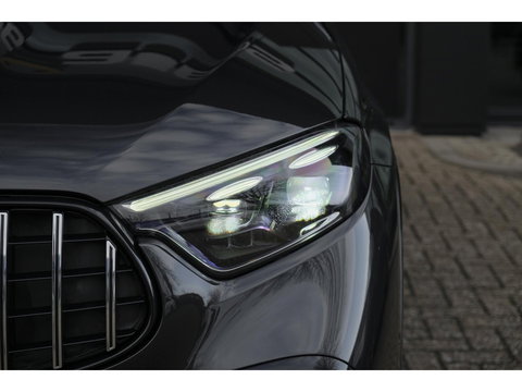 Mercedes-Benz GLC GLC400e 381pk AMG Panoramadak *BTW* Luchtvering 4-wielbesturing Burmester3d Stoelkoeling Night pakket 20" LMV BOMVOL!!!