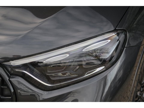 Mercedes-Benz GLC GLC400e 381pk AMG Panoramadak *BTW* Luchtvering 4-wielbesturing Burmester3d Stoelkoeling Night pakket 20" LMV BOMVOL!!!