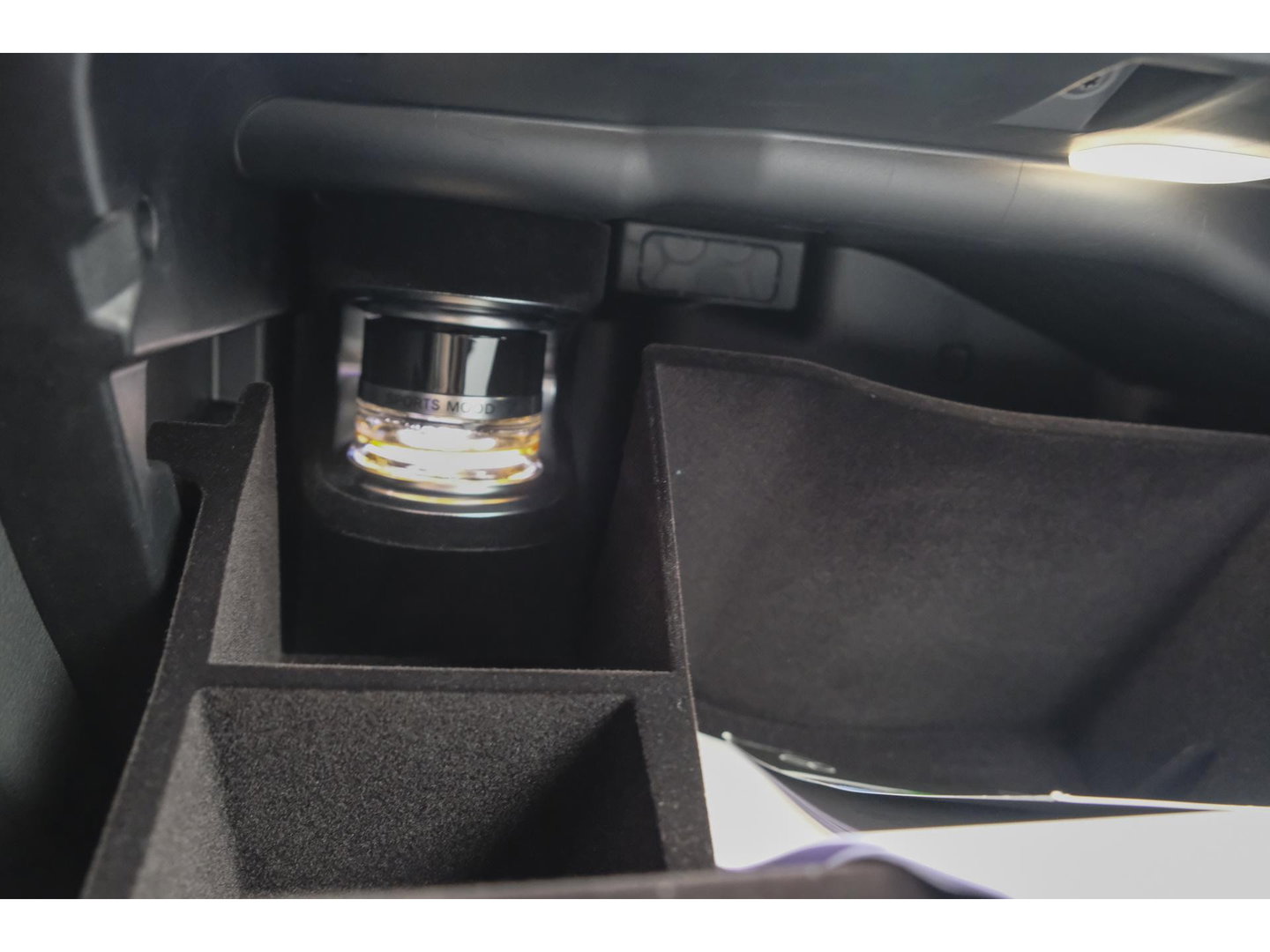 Mercedes-Benz GLC GLC400e 381pk AMG Panoramadak *BTW* Luchtvering 4-wielbesturing Burmester3d Stoelkoeling Night pakket 20" LMV BOMVOL!!!