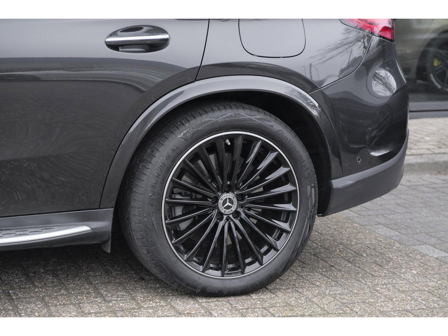 Mercedes-Benz GLC GLC400e 381pk AMG Panoramadak *BTW* Luchtvering 4-wielbesturing Burmester3d Stoelkoeling Night pakket 20" LMV BOMVOL!!!