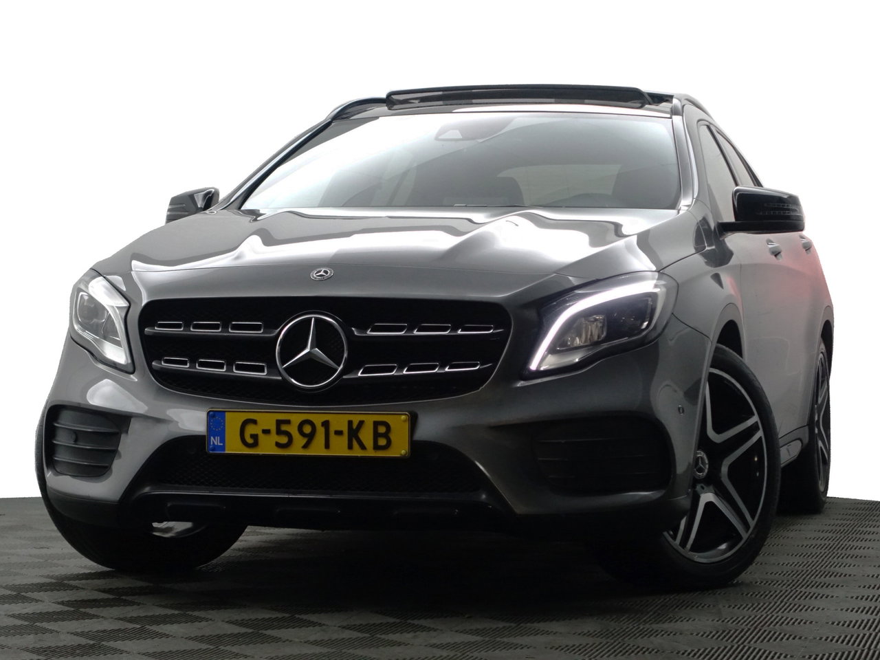 Mercedes-Benz GLA