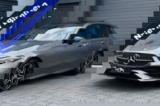 Mercedes-Benz A-Klasse - 250e AMG Line Plus PANO MULTIBEAM LED 8623KM!