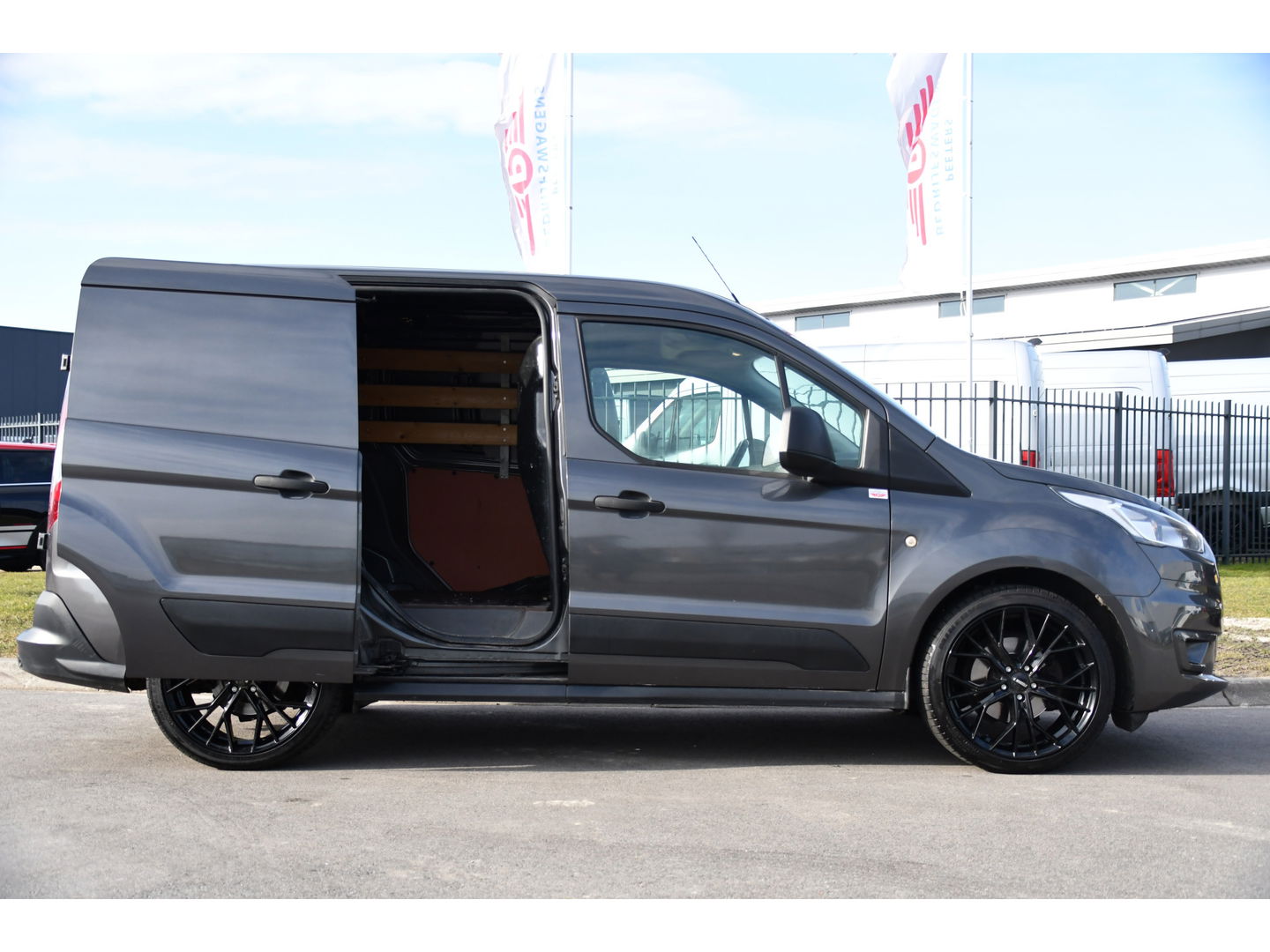 Ford Transit Connect 1.5 EcoBlue L1 PB Edition Camera, Cruise, Carplay, 100pk, Trekhaak, Multimedia, Airco, Uniek!