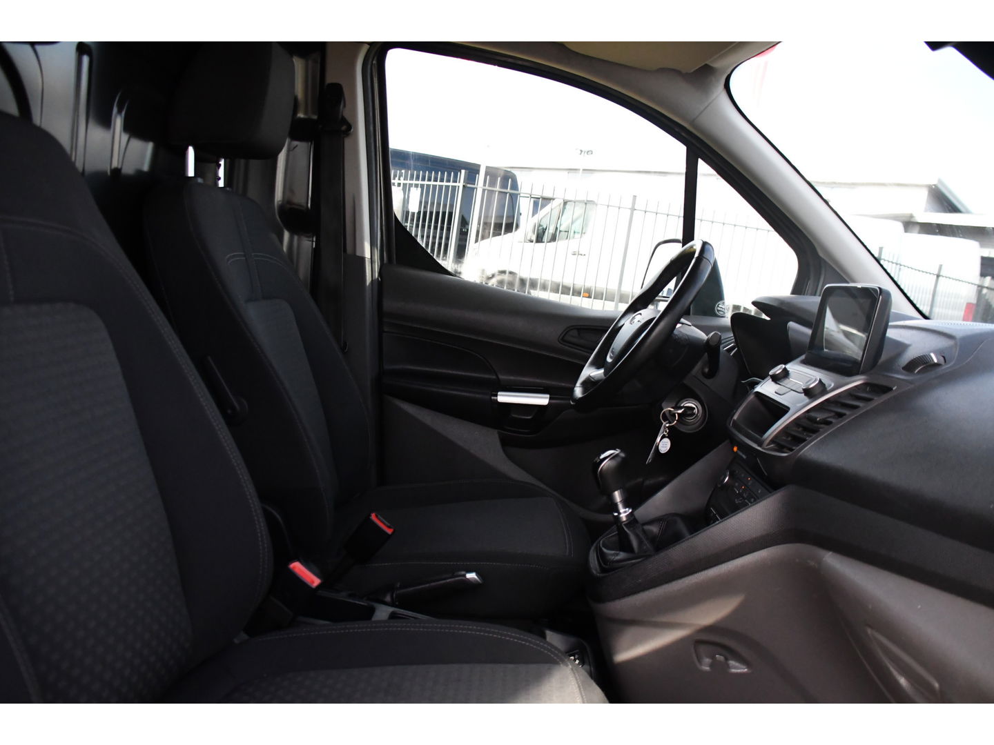 Ford Transit Connect 1.5 EcoBlue L1 PB Edition Camera, Cruise, Carplay, 100pk, Trekhaak, Multimedia, Airco, Uniek!