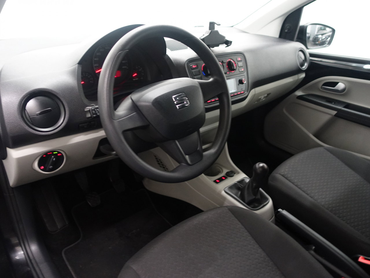 SEAT Mii