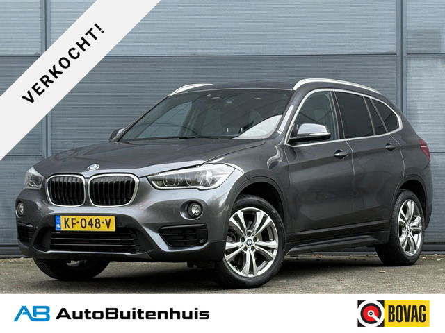 BMW X1 - sDrive20i Centennial High Executive |AFN. TREKHAAK|KEYLESS|PANO|STOELVERWARMING