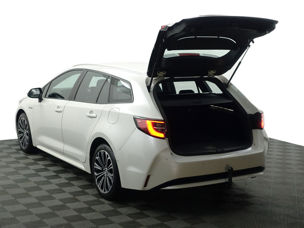 Toyota Corolla Touring Sports