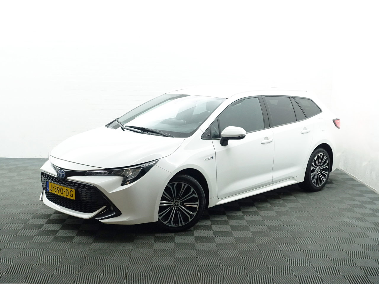 Toyota Corolla Touring Sports