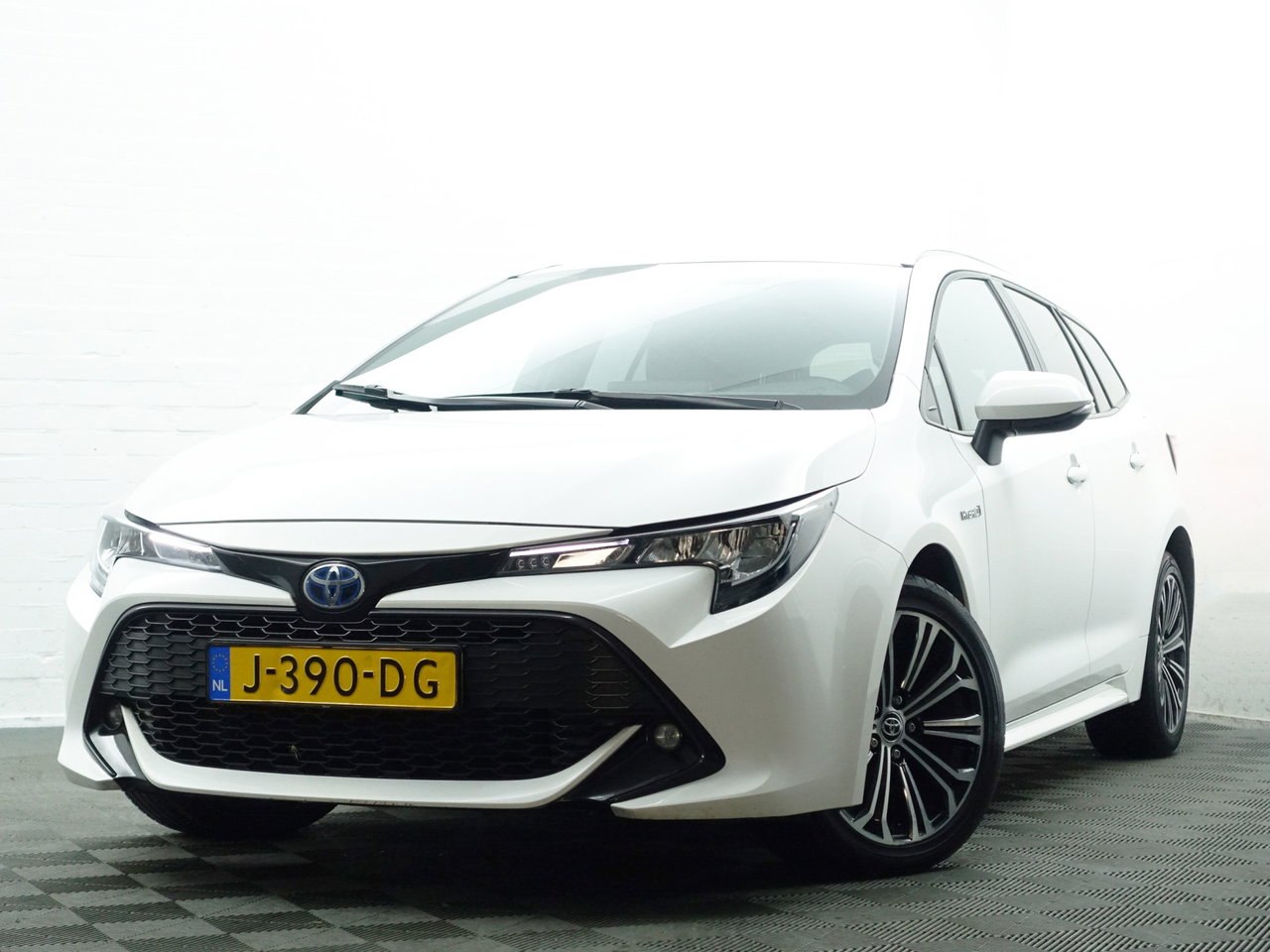 Toyota Corolla Touring Sports