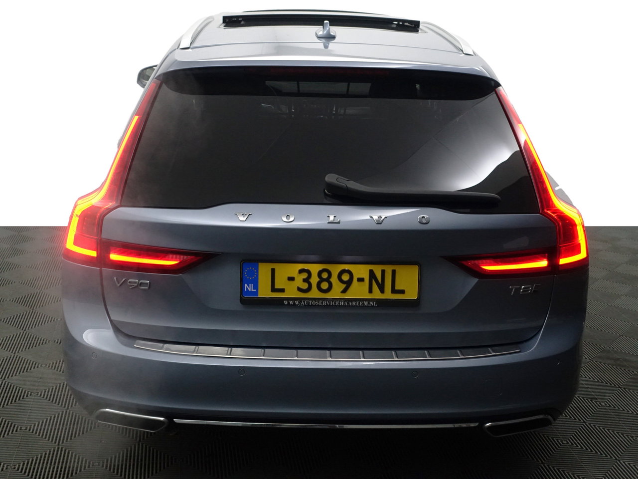 Volvo V90