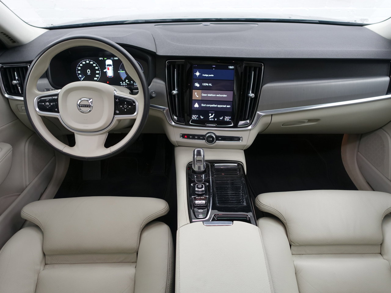 Volvo V90