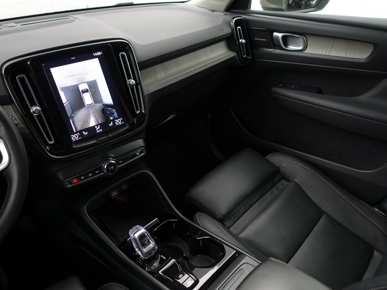 Volvo XC40