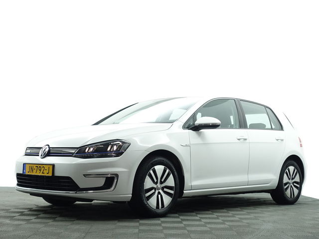 Volkswagen e-Golf - Highline Aut- Xenon Led, Carplay, Navigatie, Clima, Dynamic Select, Cruise