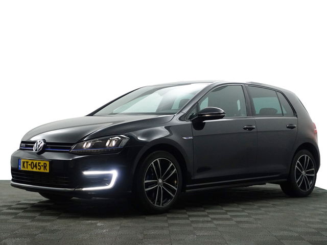 Volkswagen Golf - 1.4 TSI GTE Connected Series Aut- Leder Interieur, Carplay, Android Auto, Xenon Led, Sfeerverlichting, Dealer Onderhouden