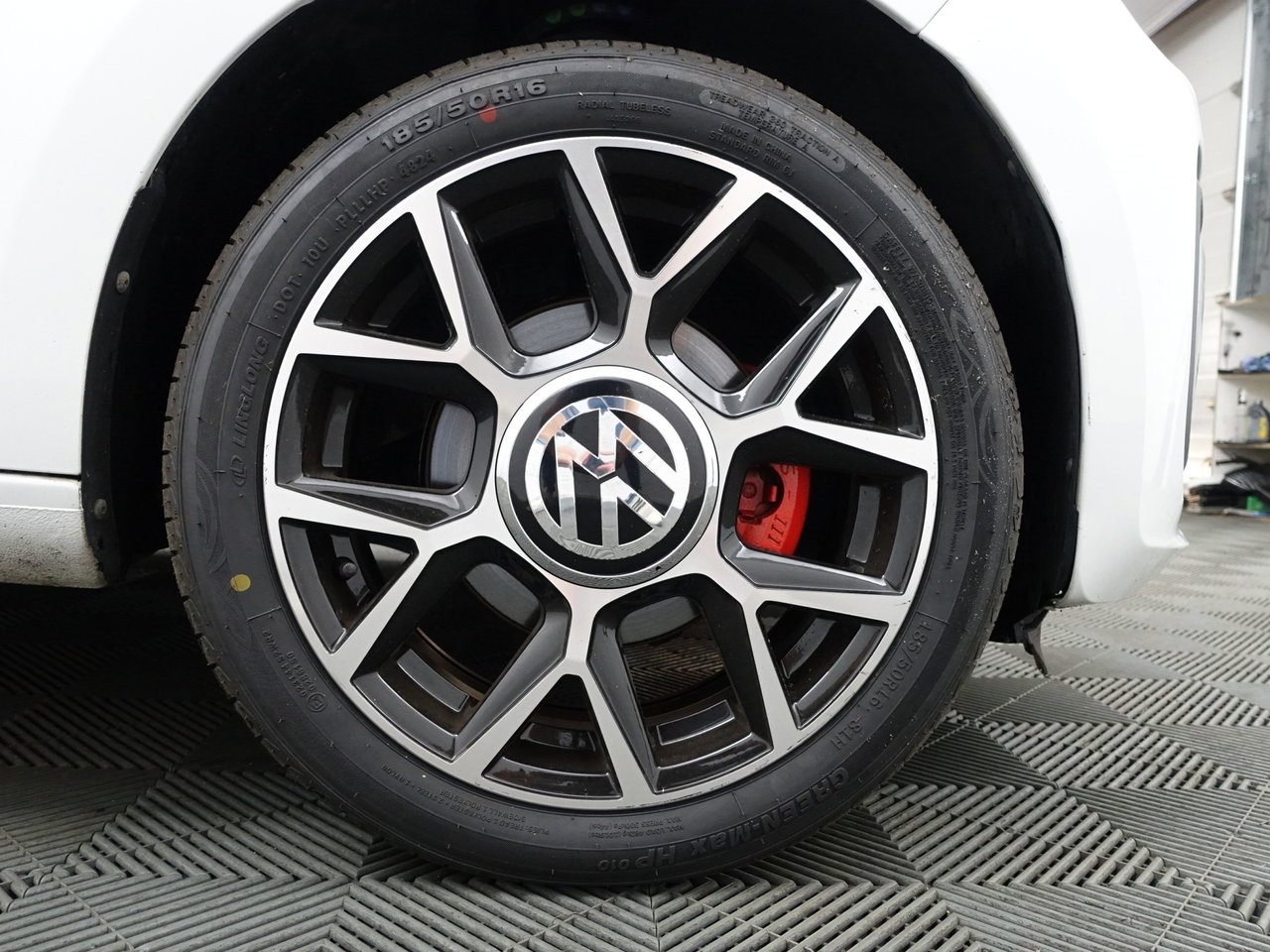 Volkswagen up!
