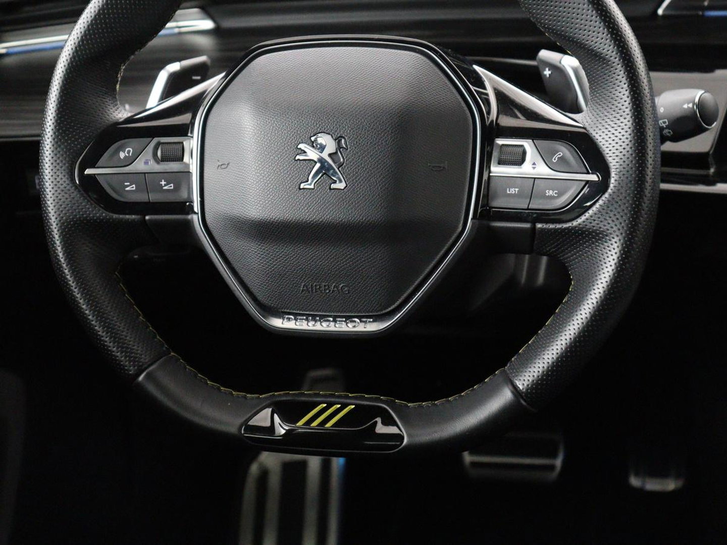 Peugeot 508 1.6 HYbrid Peugeot Sport Engineered | SOH 92% | 360pk | Panoramadak | Alcantara | Focal Sound | Stoelverwarming | 360 Camera | Massage | Memory | Sfeerverlichting | Adaptive cruise | PSE | PHEV | Plug In