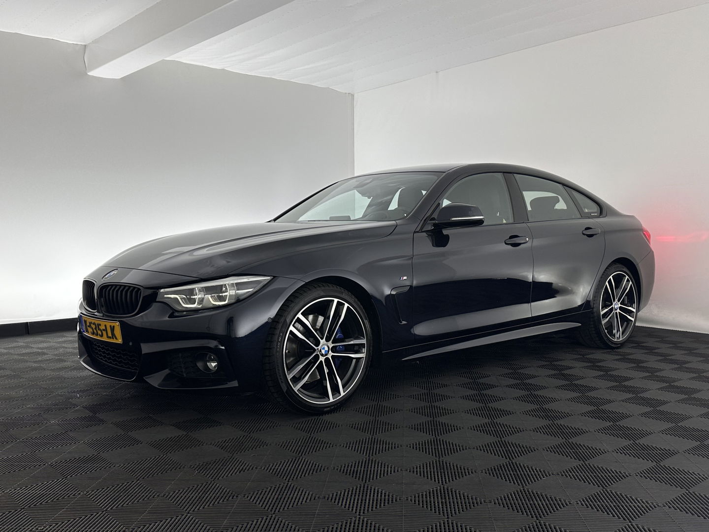 BMW 4 Serie Gran Coupé 420i High Executive Edition M-Sportpack (INCL.BTW) Aut. *HEAD-UP | LEATHER | FULL-LED | DIGI-COCKPIT | HIFI-SOUND | HEATED-SPORTSEATS | DAB+ | CAMERA | SHIFT-PADDLES | PIRVACY-GLASS | TOWBAR | 19''ALU*