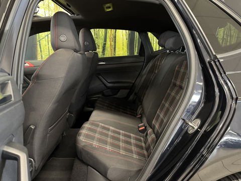 Volkswagen Polo 2.0 TSI GTI | Panoramadak | Beats Audio | Rijmodus Regeling | Stoelverwarming | Camera | Adaptieve Cruise Control | LED | Climate Control | Parkeersensoren |