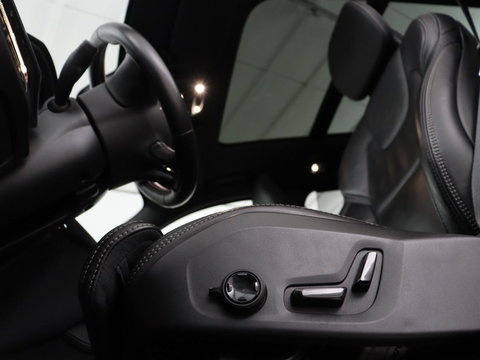 Volvo XC90 2.0 T8 AWD R-Design | Panoramadak | Stoelventilatie | Head-Up | Massage | 360 Camera | Leder | Adaptive cruise | Carplay | Harman/Kardon | Achterbankverwarming | Navigatie | PHEV | Plug In