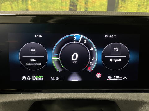 Volkswagen Tiguan 1.5 eHybrid R-Line Edition | Black Style | Panoramadak | Elektrische Trekhaak | 20" Lichtmetaal | Head-Up Display | Massage Stoelen | Dodehoeksensor | Lane Assist | Sportstoelen |