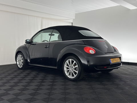 Volkswagen New Beetle Cabriolet 1.6 Highline *AIRCO | CRUISE | COMFORTSEATS | RADIO-CD/MP3 | 17''ALU*