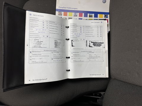 Volkswagen New Beetle Cabriolet 1.6 Highline *AIRCO | CRUISE | COMFORTSEATS | RADIO-CD/MP3 | 17''ALU*