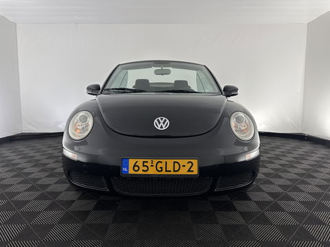 Volkswagen New Beetle Cabriolet 1.6 Highline *AIRCO | CRUISE | COMFORTSEATS | RADIO-CD/MP3 | 17''ALU*
