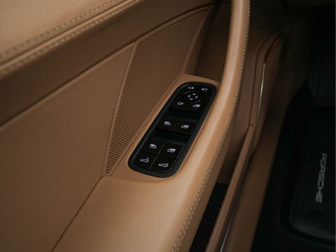 Porsche Panamera Sport Turismo 3.0 4 Aut. *PANO | SPORTCHRONO-PACK | LEATHER | FULL-LED | MEMORY-PACK | TOP-VIEW | KEYLESS | NAVI-FULLMAP | HEATED-SPORTSEATS | DAB+ | PRIVACY-GLASS | SHIFT-PADDLES | 21''ALU*
