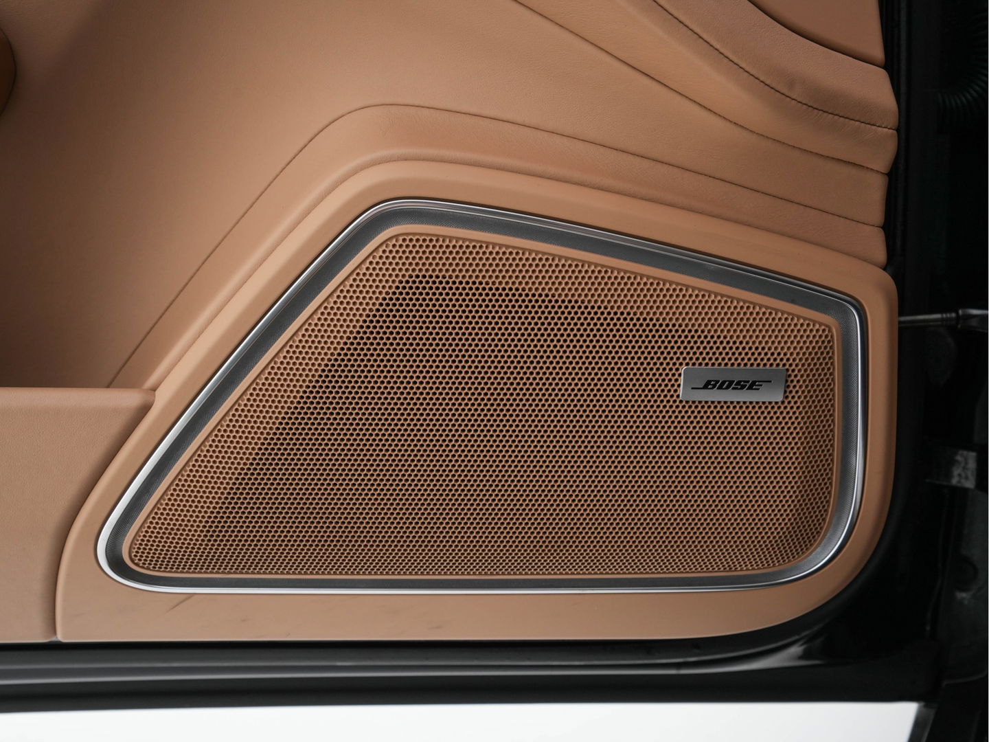 Porsche Panamera Sport Turismo 3.0 4 Aut. *PANO | SPORTCHRONO-PACK | LEATHER | FULL-LED | MEMORY-PACK | TOP-VIEW | KEYLESS | NAVI-FULLMAP | HEATED-SPORTSEATS | DAB+ | PRIVACY-GLASS | SHIFT-PADDLES | 21''ALU*