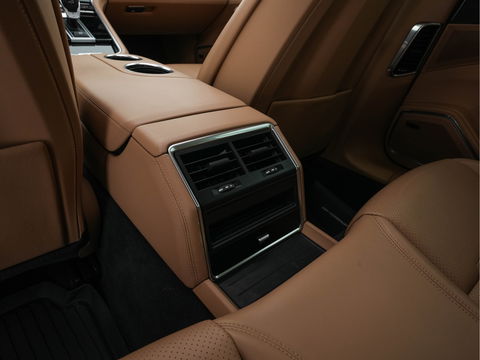 Porsche Panamera Sport Turismo 3.0 4 Aut. *PANO | SPORTCHRONO-PACK | LEATHER | FULL-LED | MEMORY-PACK | TOP-VIEW | KEYLESS | NAVI-FULLMAP | HEATED-SPORTSEATS | DAB+ | PRIVACY-GLASS | SHIFT-PADDLES | 21''ALU*