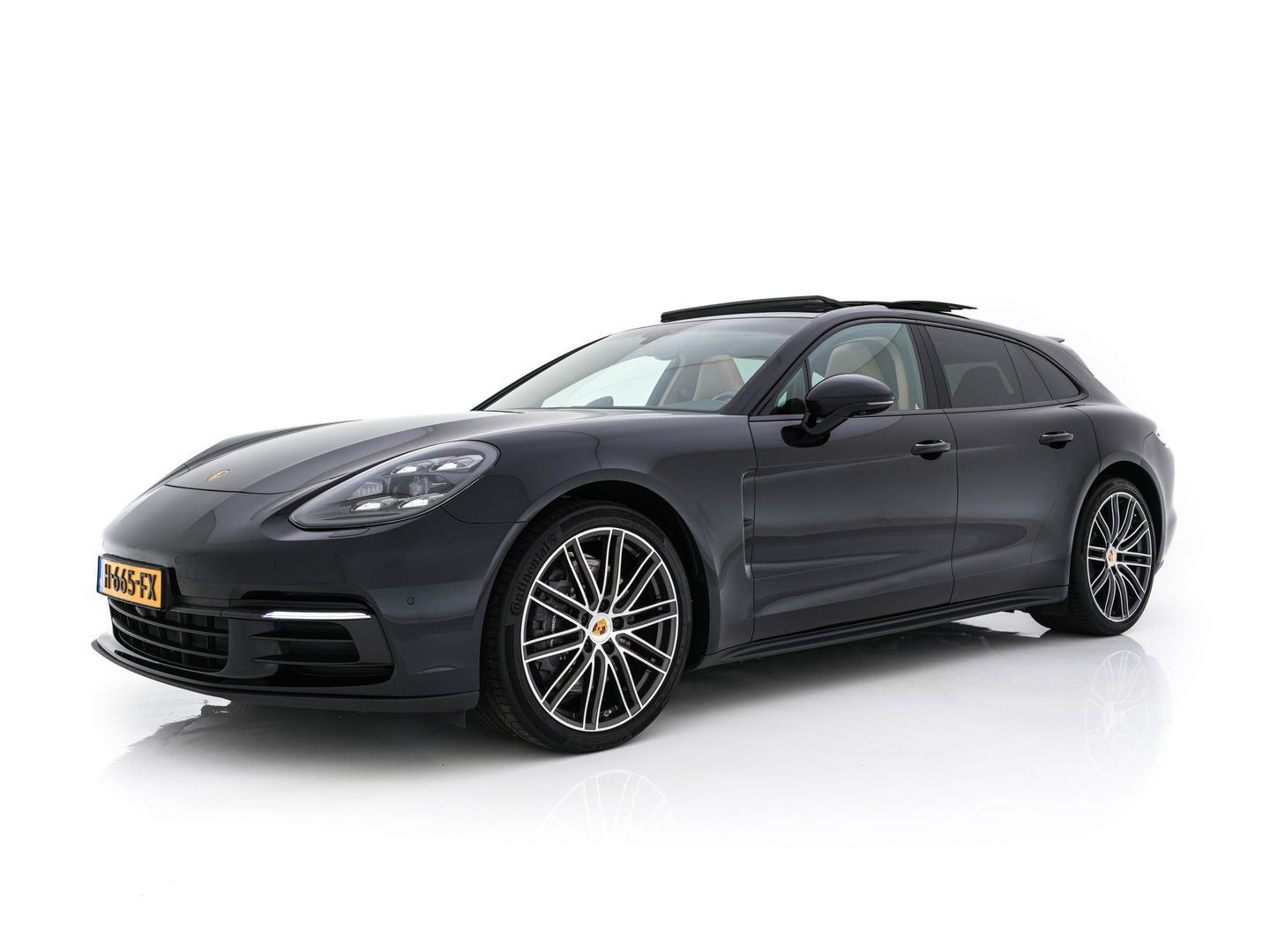 Porsche Panamera Sport Turismo 3.0 4 Aut. *PANO | SPORTCHRONO-PACK | LEATHER | FULL-LED | MEMORY-PACK | TOP-VIEW | KEYLESS | NAVI-FULLMAP | HEATED-SPORTSEATS | DAB+ | PRIVACY-GLASS | SHIFT-PADDLES | 21''ALU*