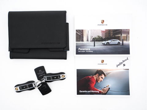 Porsche Panamera Sport Turismo 3.0 4 Aut. *PANO | SPORTCHRONO-PACK | LEATHER | FULL-LED | MEMORY-PACK | TOP-VIEW | KEYLESS | NAVI-FULLMAP | HEATED-SPORTSEATS | DAB+ | PRIVACY-GLASS | SHIFT-PADDLES | 21''ALU*