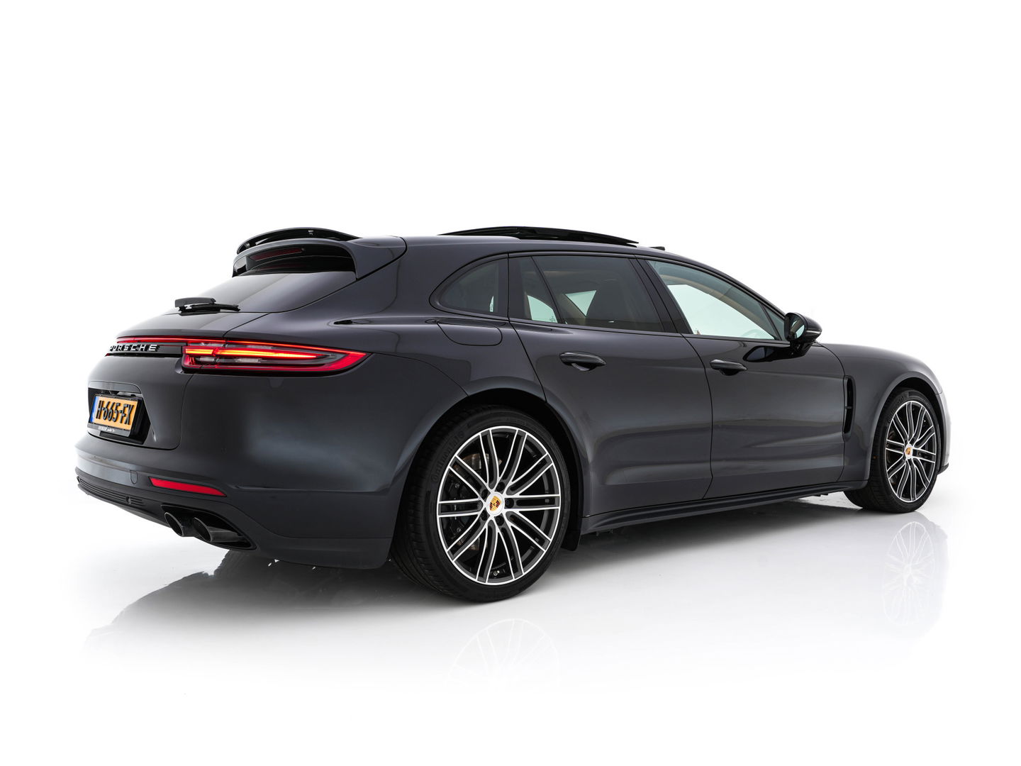 Porsche Panamera Sport Turismo 3.0 4 Aut. *PANO | SPORTCHRONO-PACK | LEATHER | FULL-LED | MEMORY-PACK | TOP-VIEW | KEYLESS | NAVI-FULLMAP | HEATED-SPORTSEATS | DAB+ | PRIVACY-GLASS | SHIFT-PADDLES | 21''ALU*