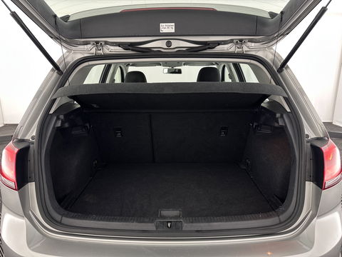 Volkswagen Golf 1.6 TDI Trendline Bluemotion (INCL.BTW) *NAVI-FULLMAP | AIRCO | CRUISE | COMFORT-SEATS | 15''ALU | TOWBAR*