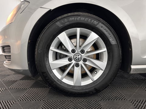 Volkswagen Golf 1.6 TDI Trendline Bluemotion (INCL.BTW) *NAVI-FULLMAP | AIRCO | CRUISE | COMFORT-SEATS | 15''ALU | TOWBAR*