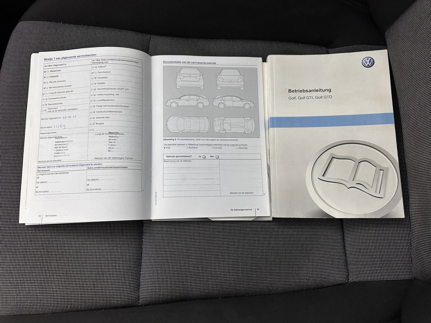 Volkswagen Golf 1.6 TDI Trendline Bluemotion (INCL.BTW) *NAVI-FULLMAP | AIRCO | CRUISE | COMFORT-SEATS | 15''ALU | TOWBAR*