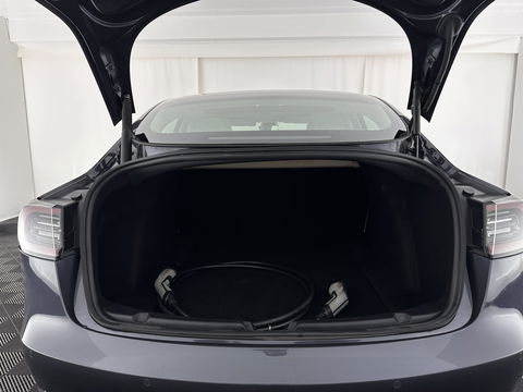 Tesla Model 3 ⚠️HV-BATTERY-DEFECT⚠️ Long Range AWD 75 kWh [ 3-Fase ] {SOH-86%} (INCL-BTW) Aut. *PANO | AUTOPILOT | LEATHER | KEYLESS | FULL-LED | MEMORY-PACK | TOPVIEW | DAB | CARPLAY | DIGI-COCKPIT | LANE-ASSIST | COMFORTSEATS | 19"ALU*