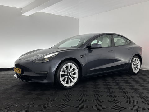 Tesla Model 3 ⚠️HV-BATTERY-DEFECT⚠️ Long Range AWD 75 kWh [ 3-Fase ] {SOH-86%} (INCL-BTW) Aut. *PANO | AUTOPILOT | LEATHER | KEYLESS | FULL-LED | MEMORY-PACK | TOPVIEW | DAB | CARPLAY | DIGI-COCKPIT | LANE-ASSIST | COMFORTSEATS | 19"ALU*
