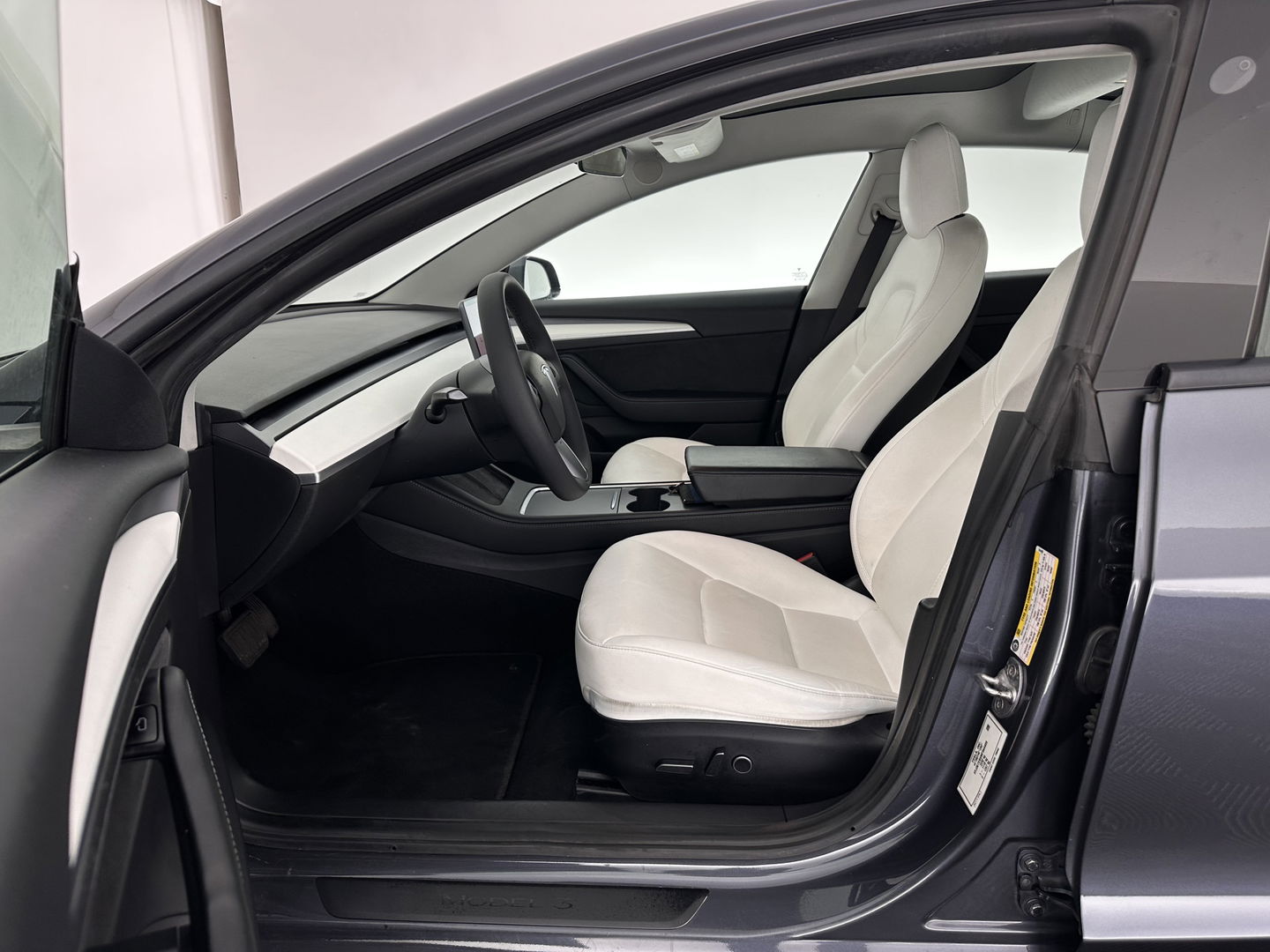 Tesla Model 3 ⚠️HV-BATTERY-DEFECT⚠️ Long Range AWD 75 kWh [ 3-Fase ] {SOH-86%} (INCL-BTW) Aut. *PANO | AUTOPILOT | LEATHER | KEYLESS | FULL-LED | MEMORY-PACK | TOPVIEW | DAB | CARPLAY | DIGI-COCKPIT | LANE-ASSIST | COMFORTSEATS | 19"ALU*