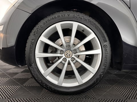 Volkswagen New Beetle Cabriolet 1.6 Highline *AIRCO | CRUISE | COMFORTSEATS | RADIO-CD/MP3 | 17''ALU*