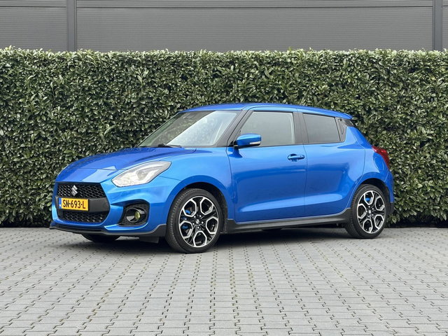 Suzuki Swift - 1.4 SPORT, NL AUTO, NAP LOGISCH, NAVI, ADAPT CRUISE CONTROL, LANE ASSIST, KEYLESS, CAMERA, DAB, LED, CLIMATE CONTROL, STOELVERWARMING, LICHTMETAAL 17"