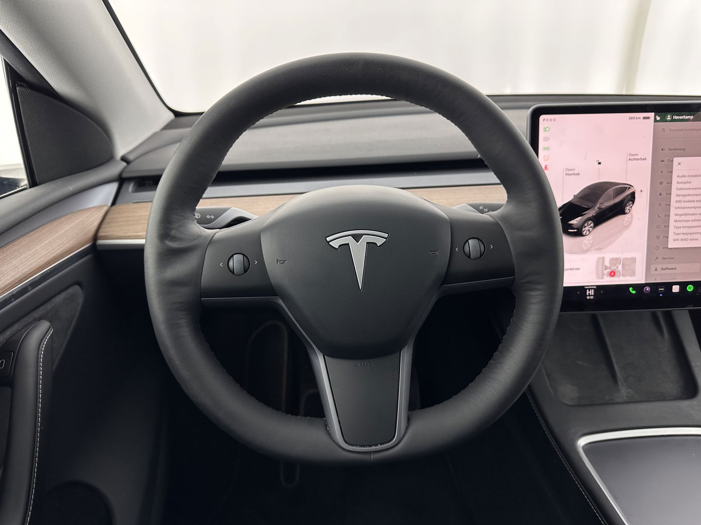 Tesla Model Y RWD 58 kWh [ 3-Fase ] {SOH-93%} (INCL.BTW) Aut. *PANO | AUTO-PILOT | LEATHER | NAVI-FULLMAP | MATRIX-LED | KEYLESS | CAMERA | DAB+ | HEATED-COMFORTSEATS | PRIVACYGLASS | TOPVIEW | 19''ALU*