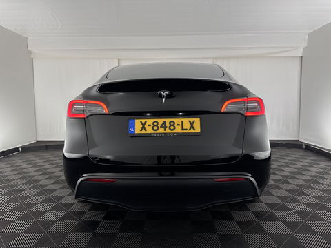 Tesla Model Y RWD 58 kWh [ 3-Fase ] {SOH-93%} (INCL.BTW) Aut. *PANO | AUTO-PILOT | LEATHER | NAVI-FULLMAP | MATRIX-LED | KEYLESS | CAMERA | DAB+ | HEATED-COMFORTSEATS | PRIVACYGLASS | TOPVIEW | 19''ALU*
