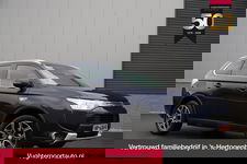 Mitsubishi Outlander - 2.0 PHEV 4WD Instyle X-Line Sunroof/Trekhaak